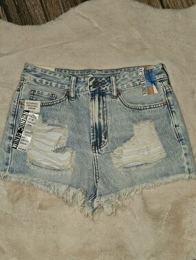 Women's Light Blue Distressed Denim Shorts Size 5/27